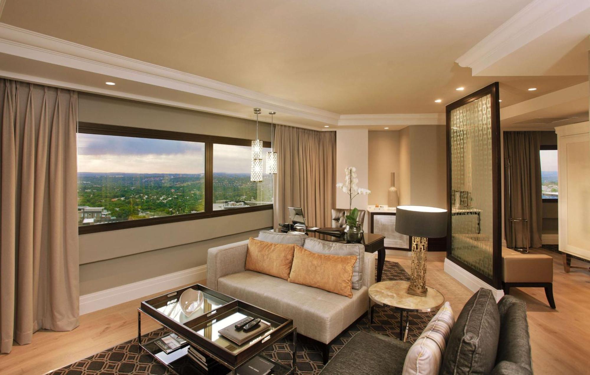 Sandton Sun And Towers Joanesburgo Exterior foto Suite at the Taj Mahal Palace, Mumbai